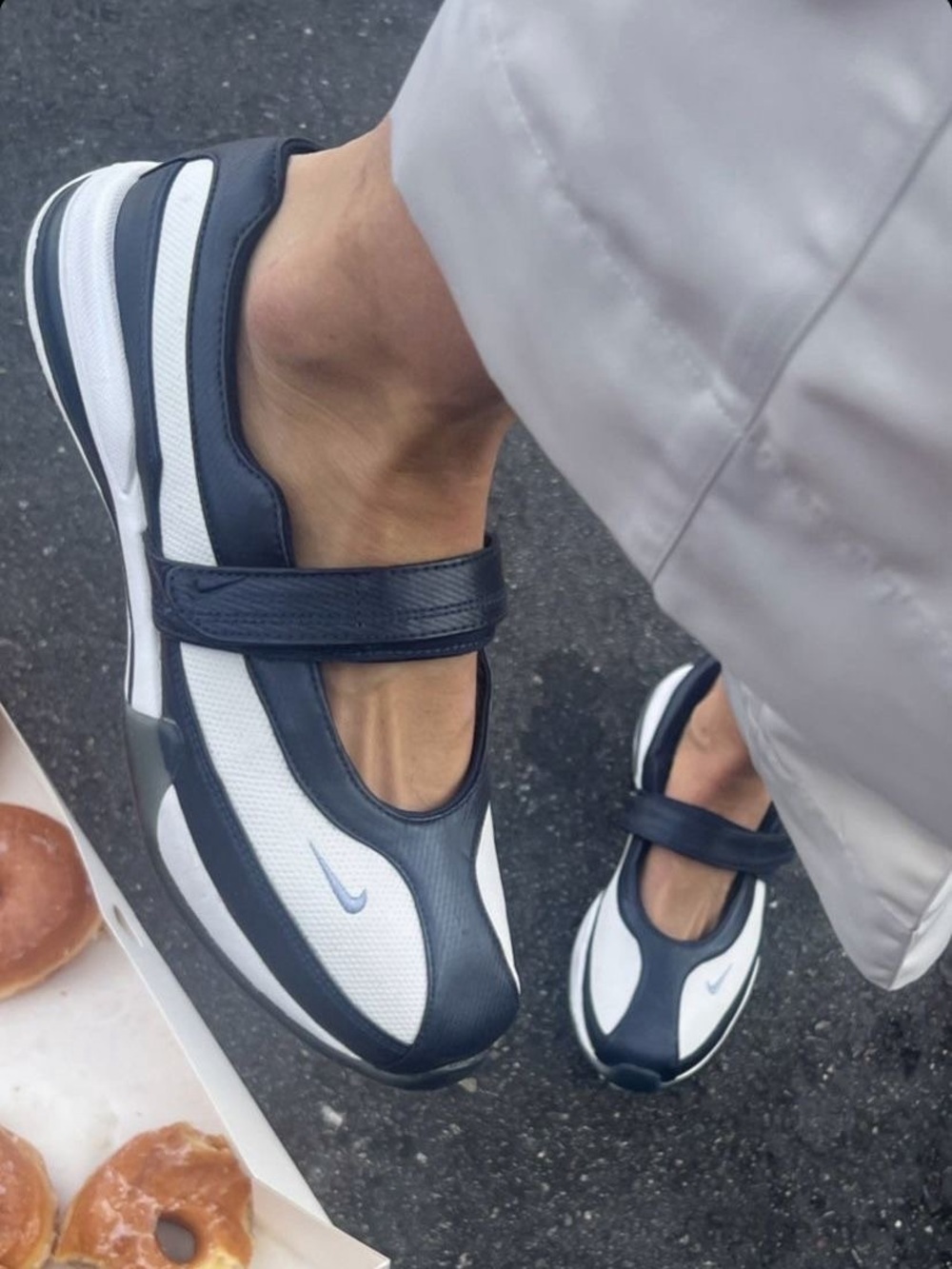 Vintage Nike Air Golf Navy and White Mary Jane Ballet Style Sneakers